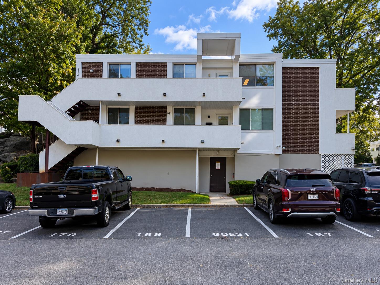 921 Colony Drive Property Photo 1