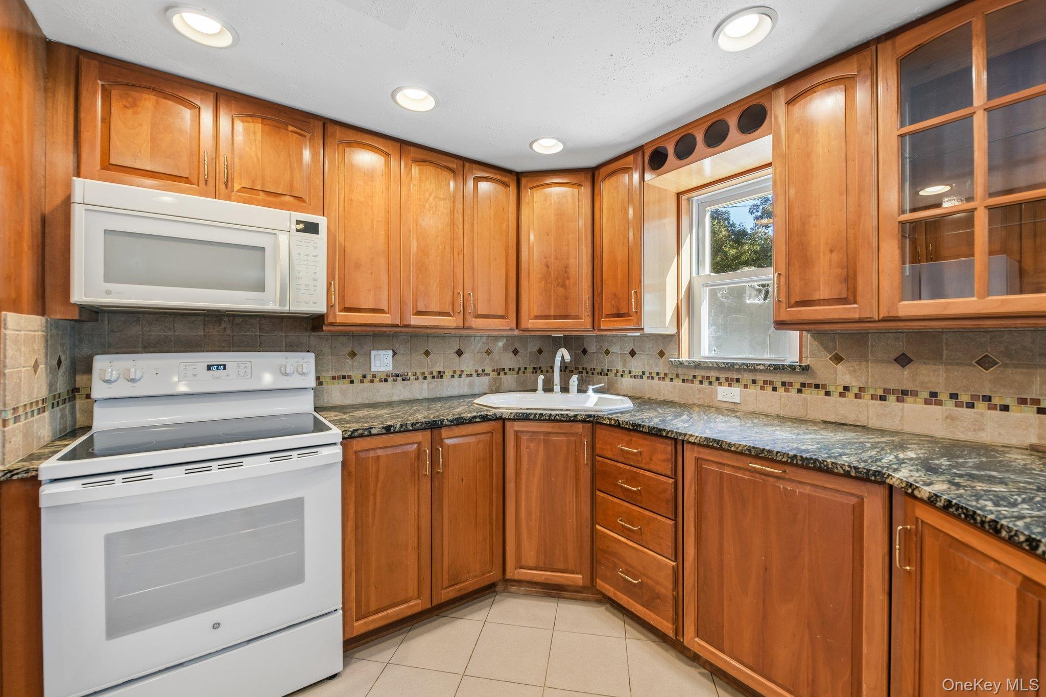 3 Reydon Way Property Photo 19