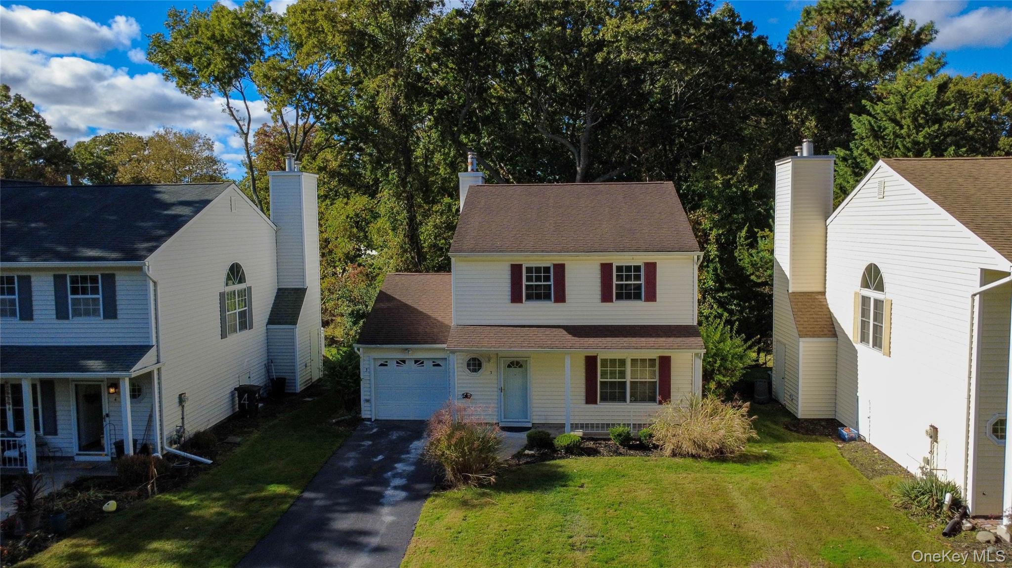 3 Deer Path Property Photo 1