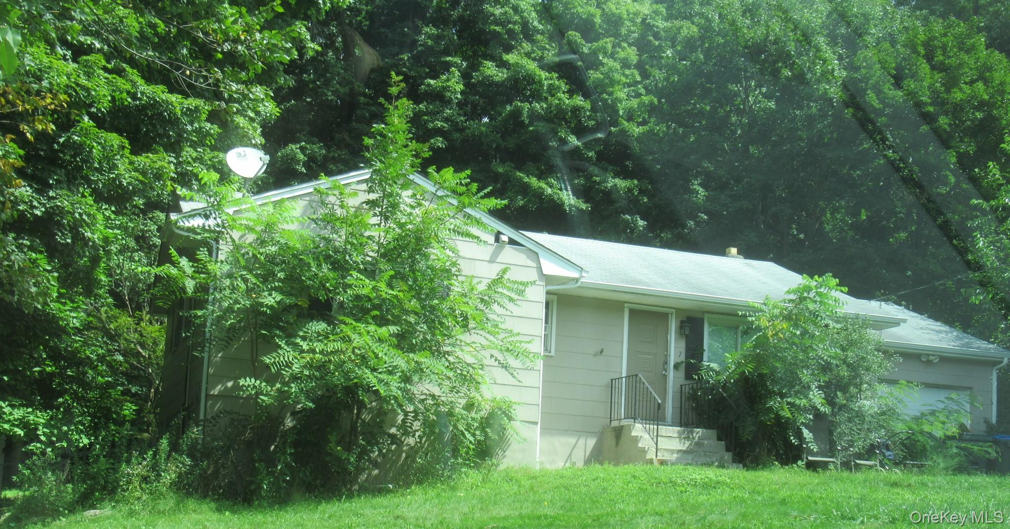 7 Merriewold Lane Property Photo 1