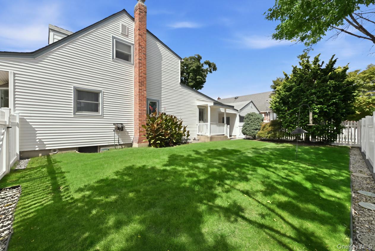 980 Washington Avenue Property Photo 37