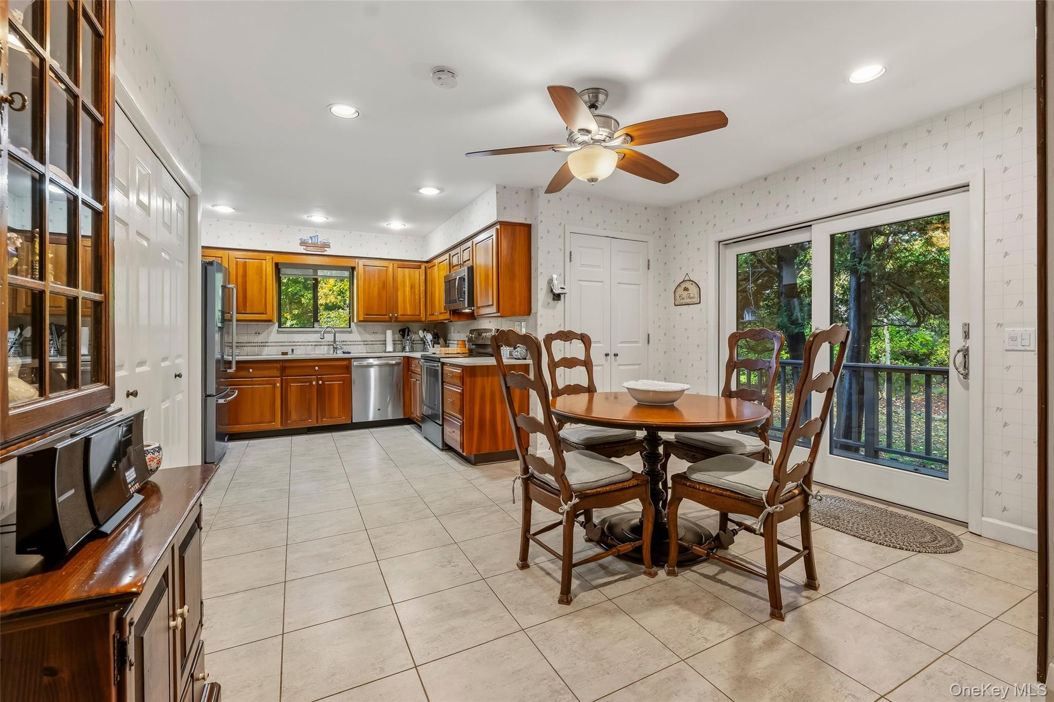 4 Amanda Court Property Photo 10