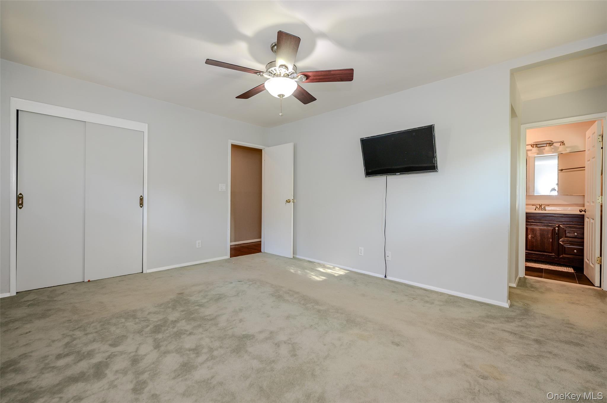 559 Leheigh Lane Property Photo 12