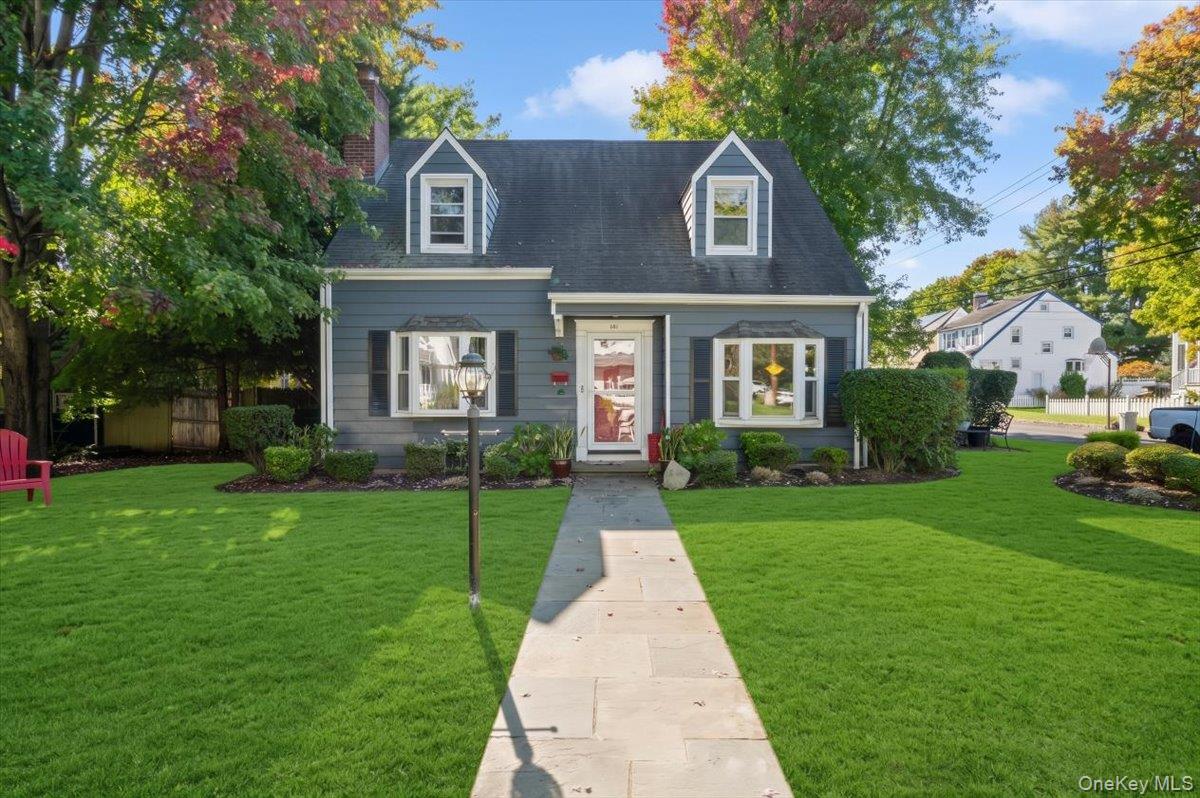 46 Robins Road Property Photo 2
