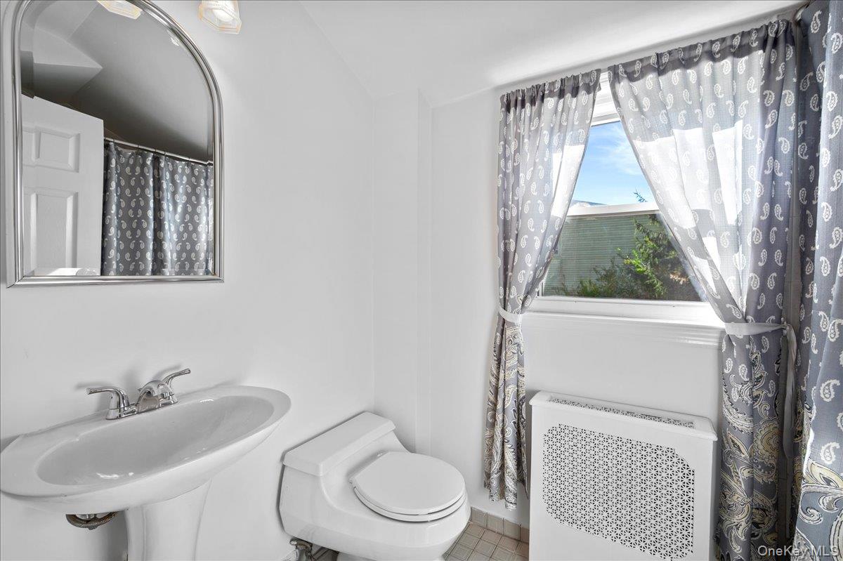 46 Robins Road Property Photo 15