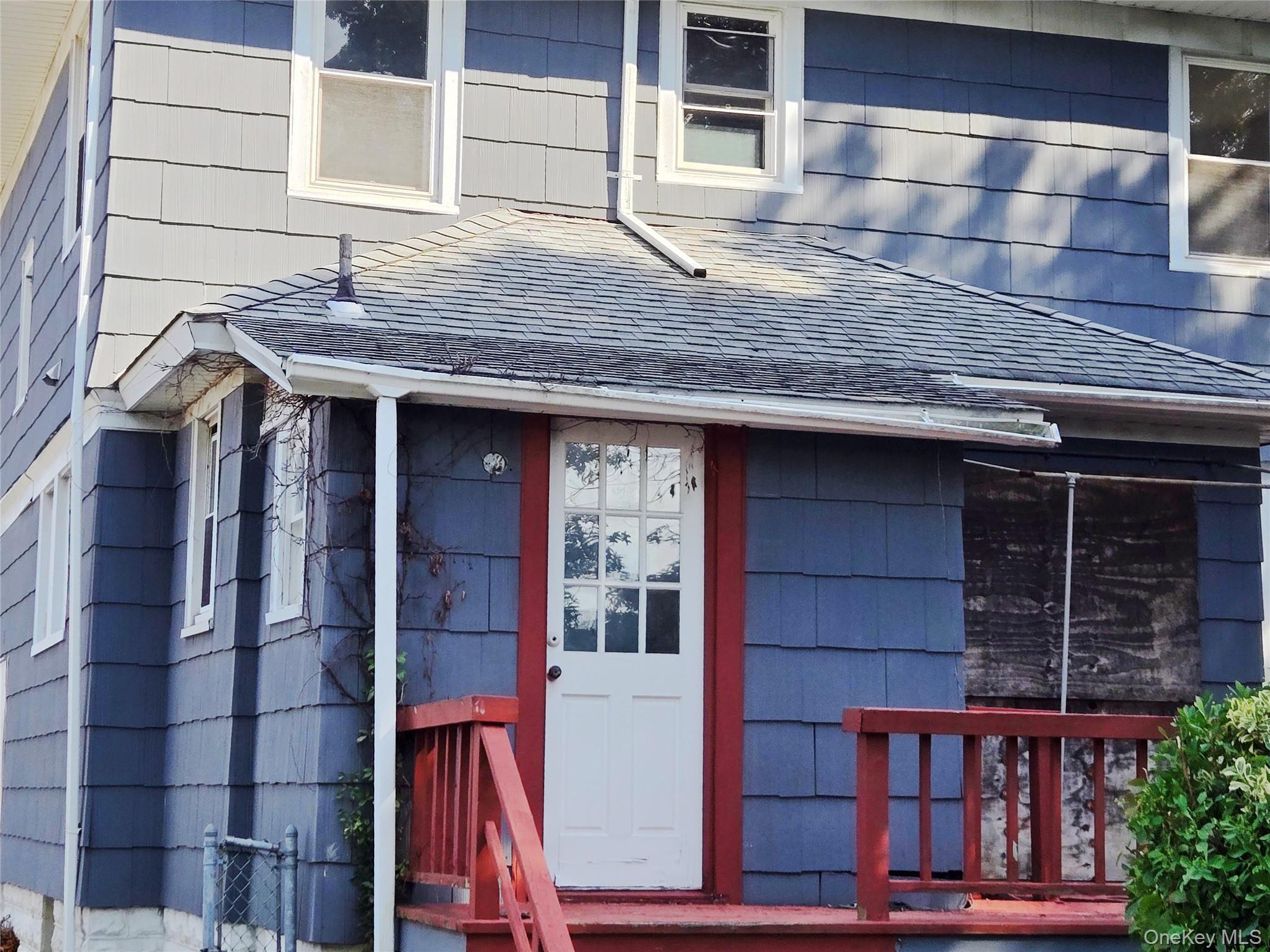 302 Locust Avenue Property Photo 7