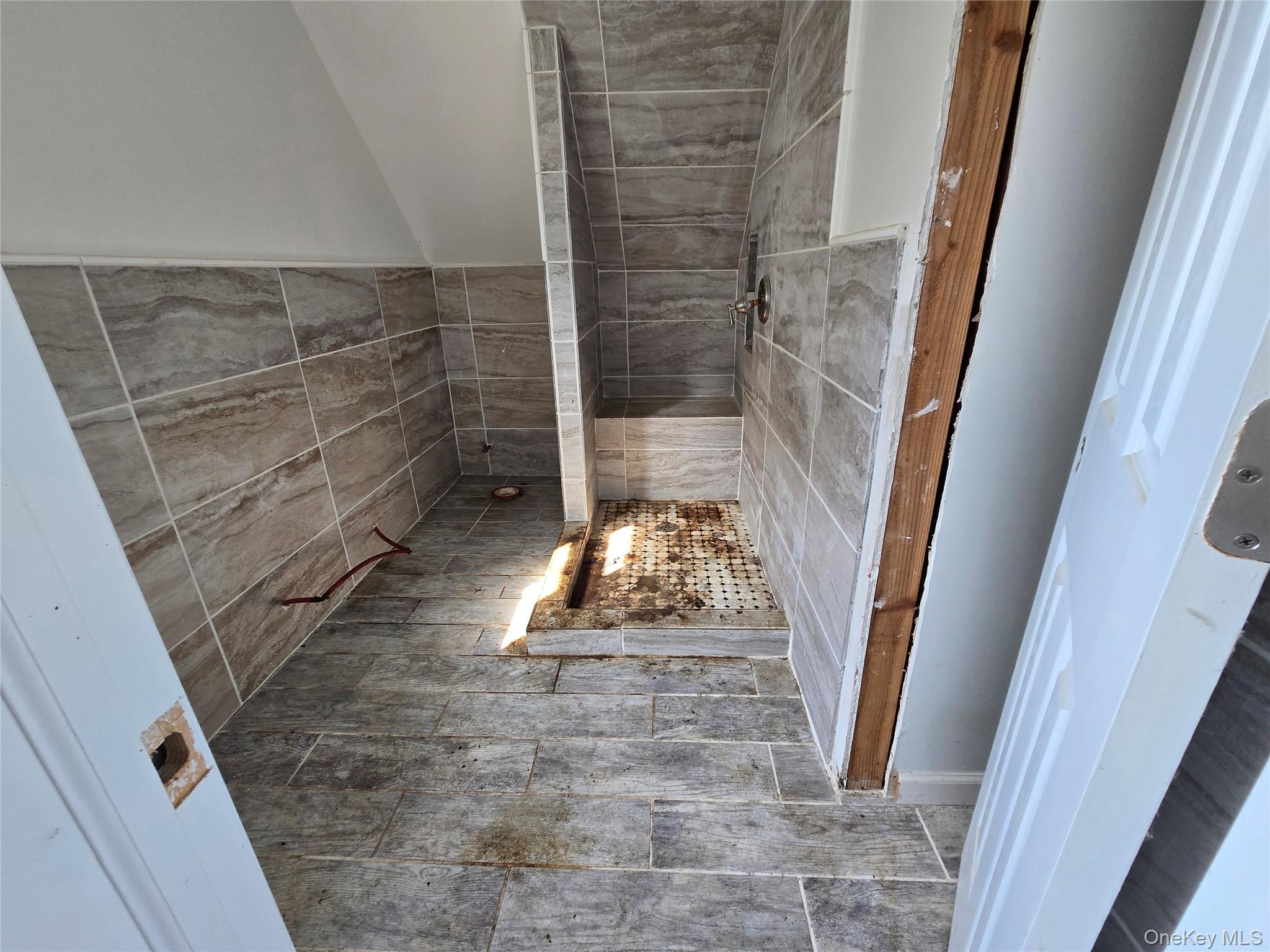 302 Locust Avenue Property Photo 11