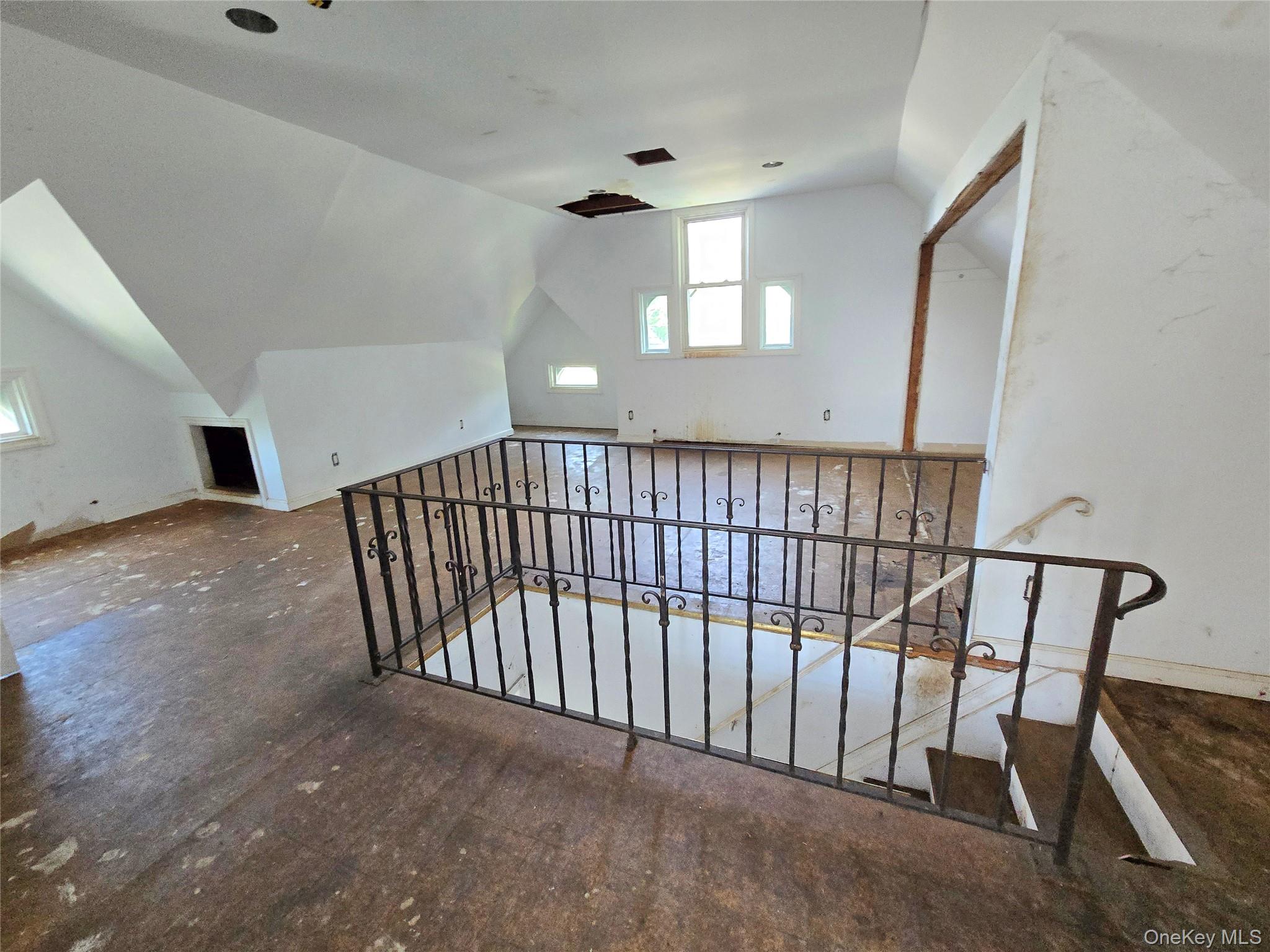 302 Locust Avenue Property Photo 12