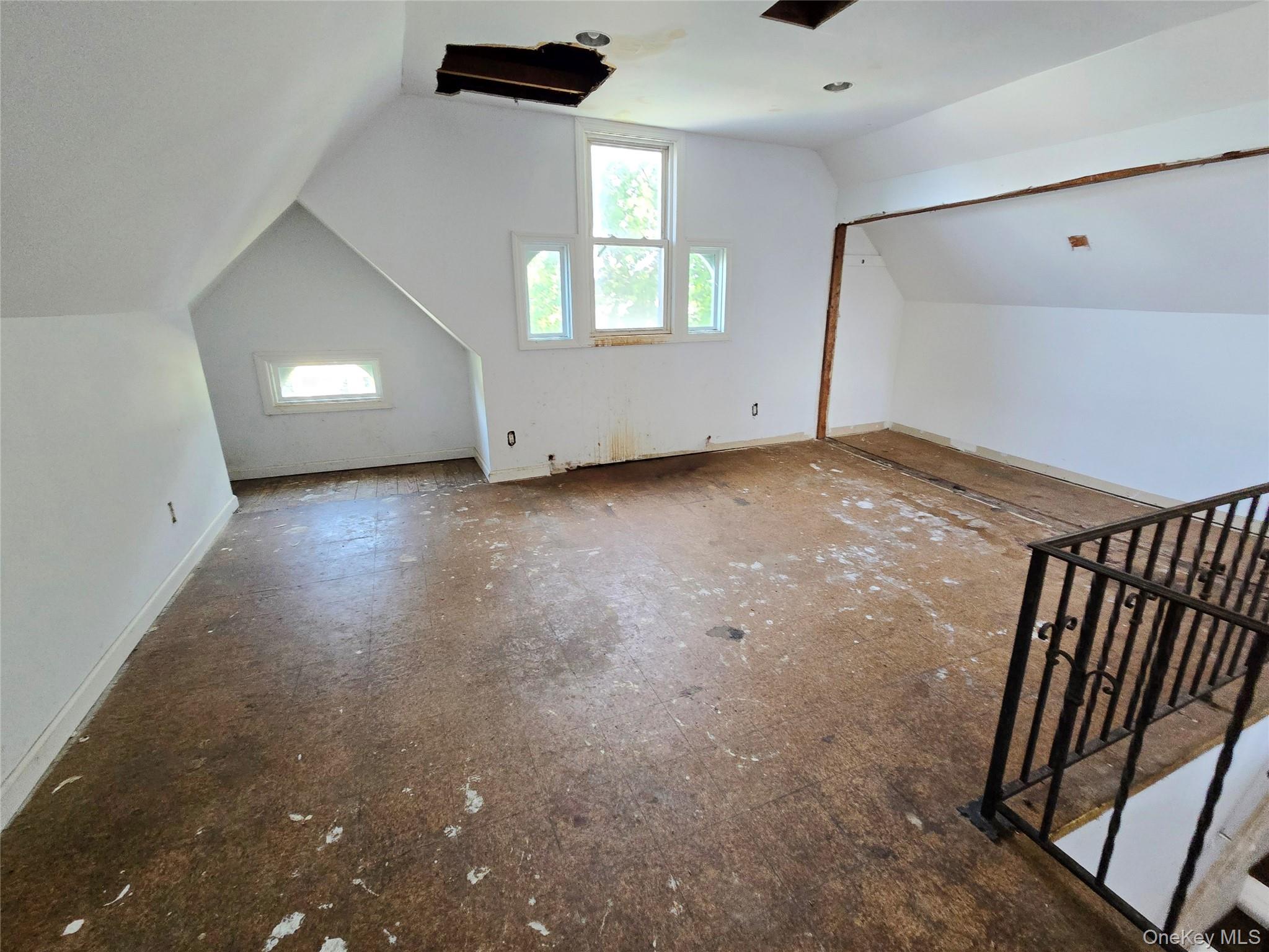 302 Locust Avenue Property Photo 13