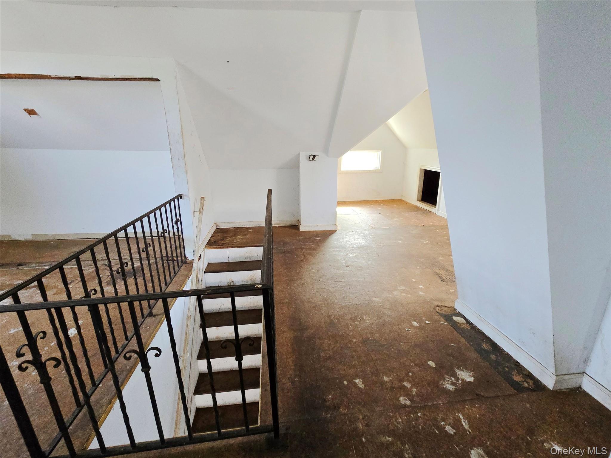302 Locust Avenue Property Photo 14