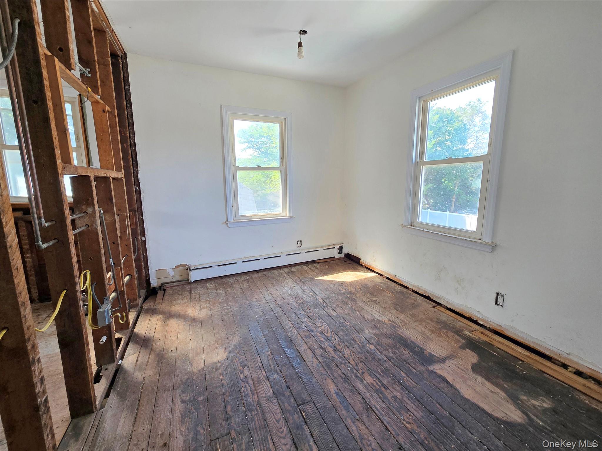 302 Locust Avenue Property Photo 17