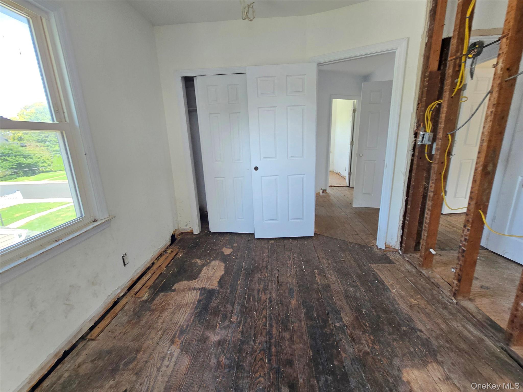 302 Locust Avenue Property Photo 18