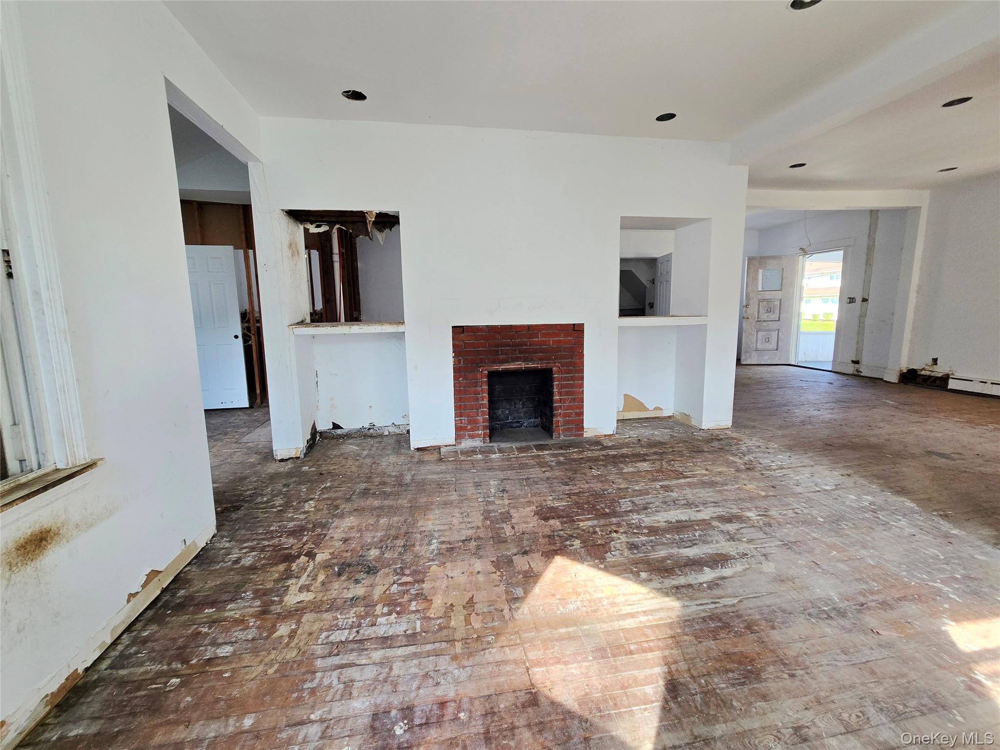 302 Locust Avenue Property Photo 24