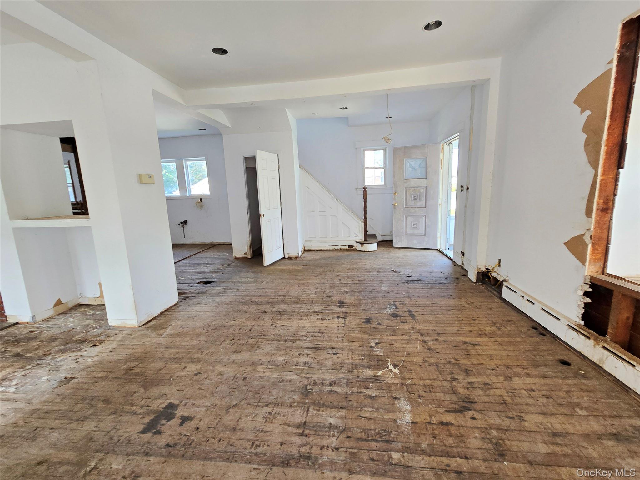 302 Locust Avenue Property Photo 25