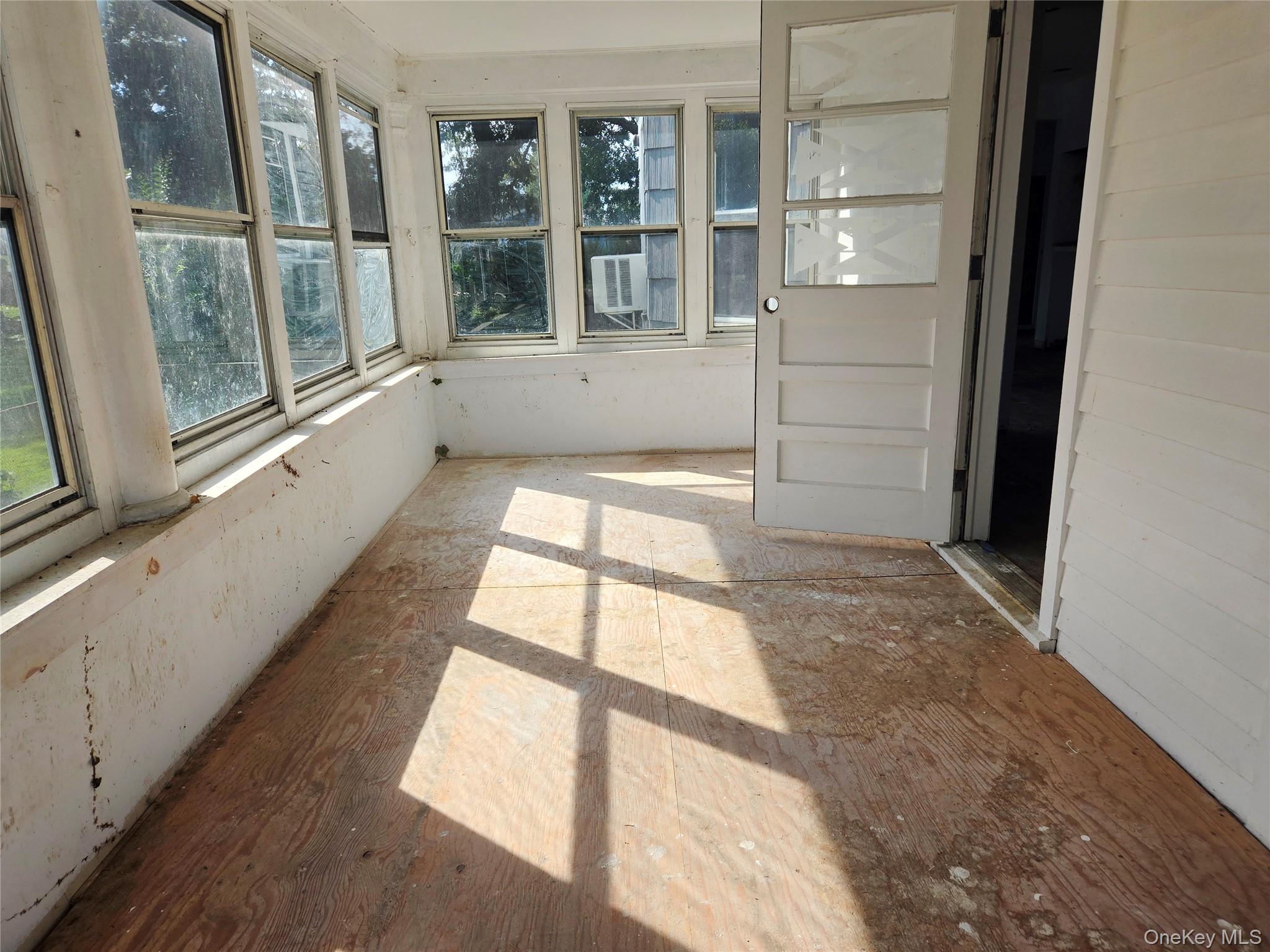 302 Locust Avenue Property Photo 29