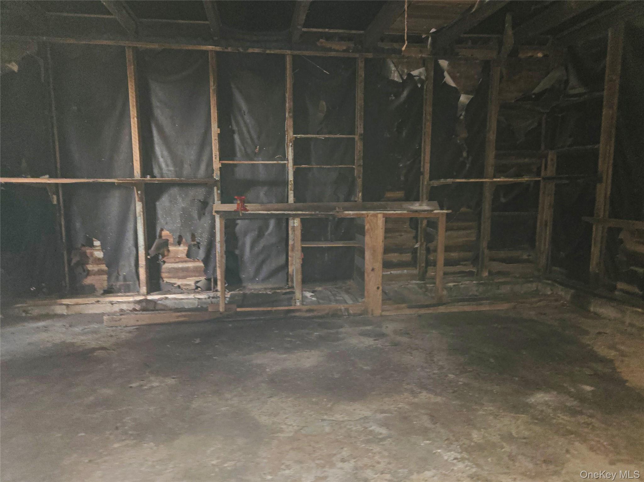 302 Locust Avenue Property Photo 32