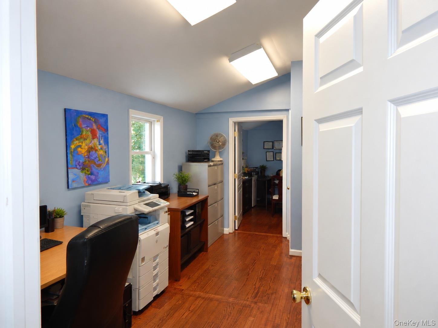 119 S Main Street B Property Photo 4