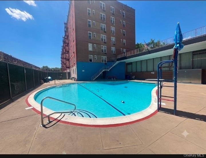3901 Nostrand Avenue 6l Property Photo 3