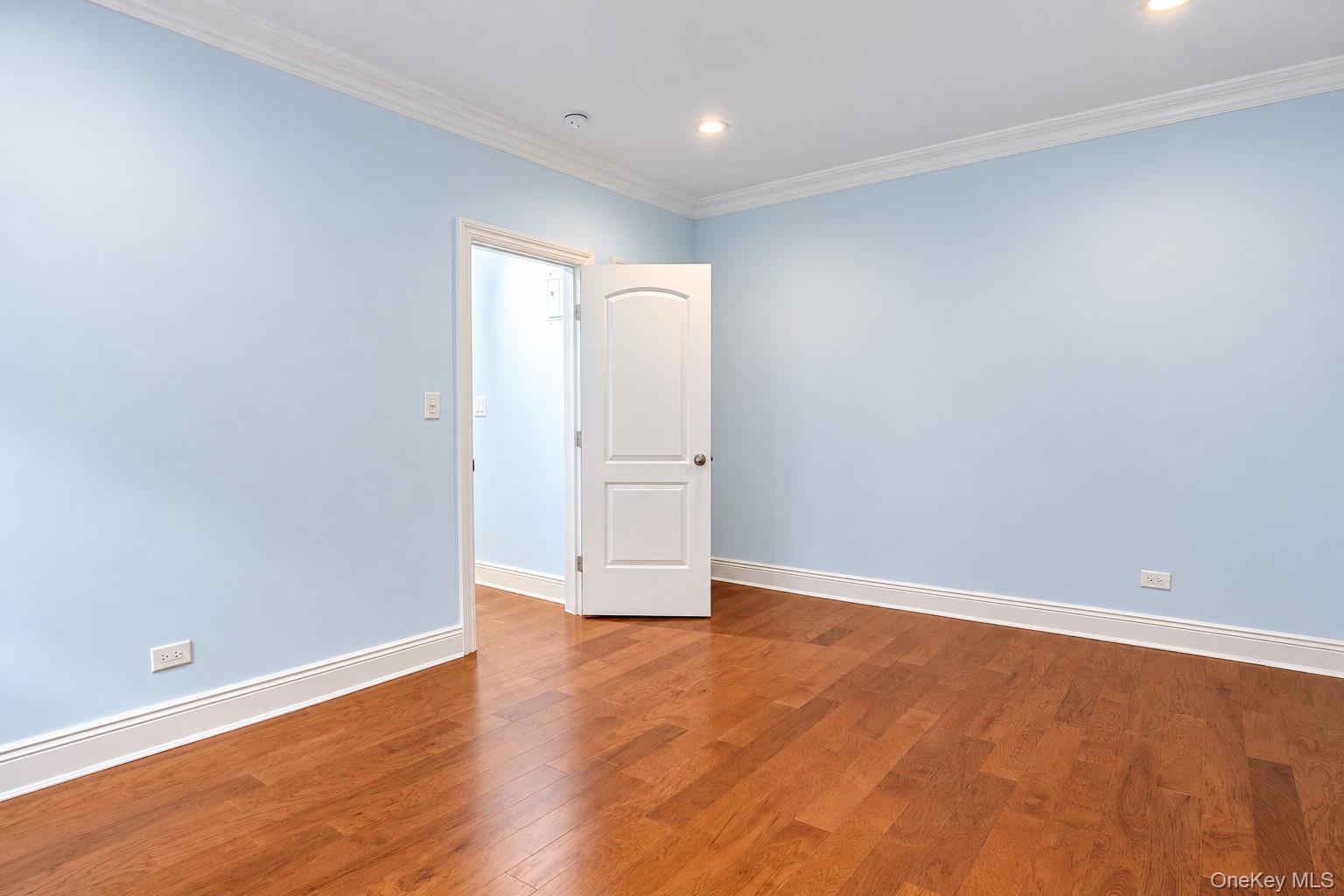 21 Barstow Road 1l Property Photo 11