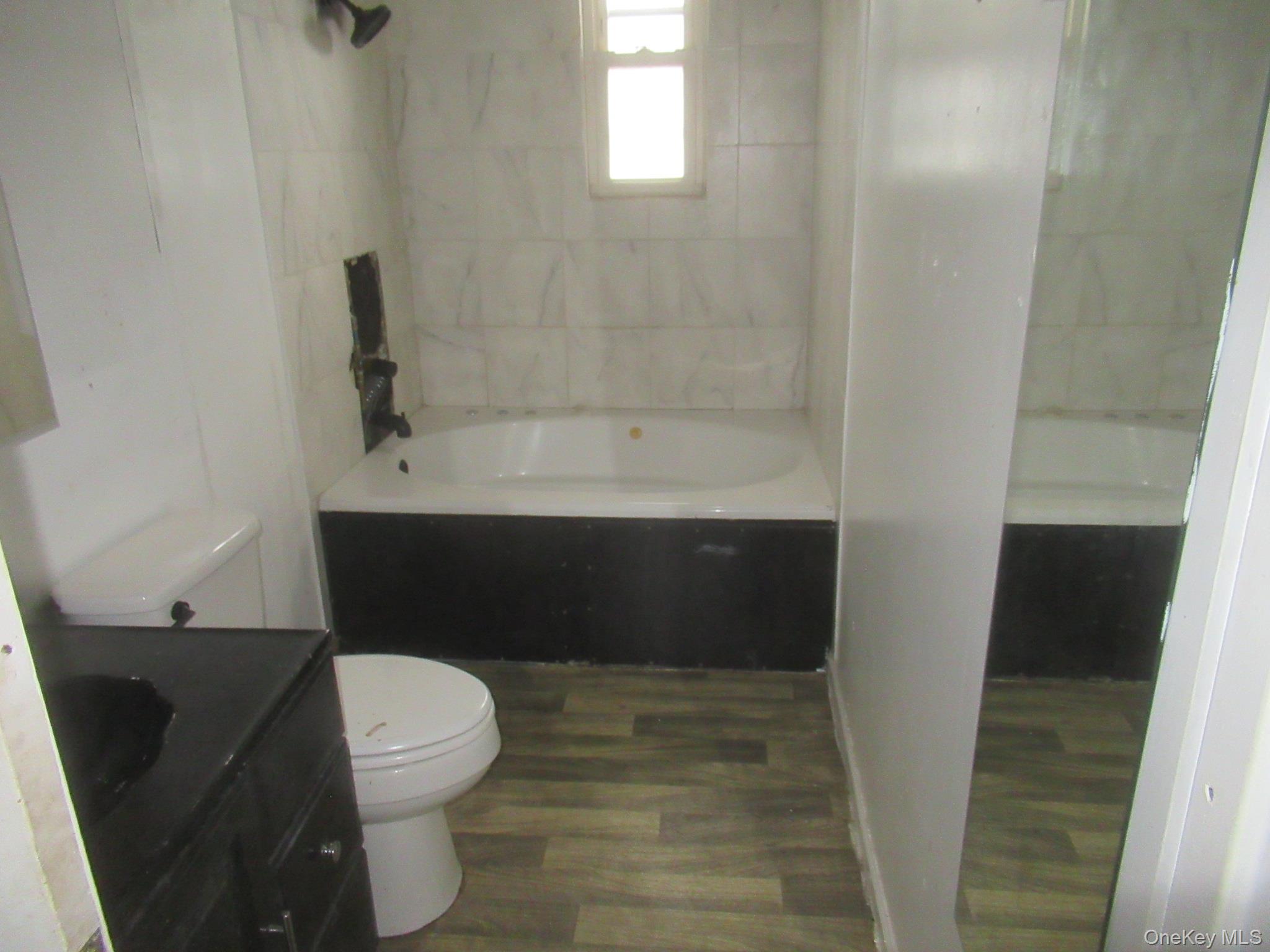 1 Hampton Place Property Photo 5
