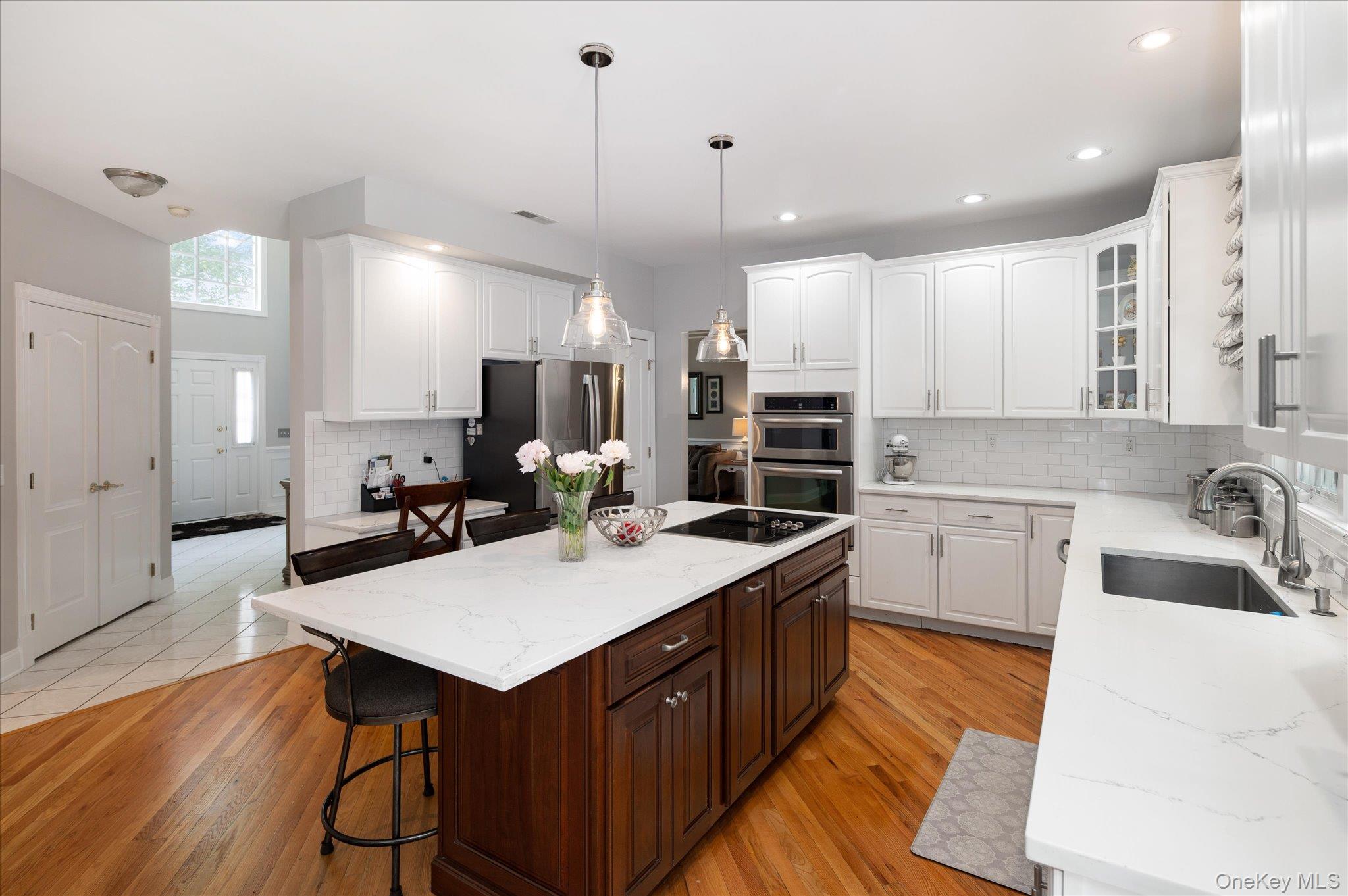 6 Theal Court Property Photo 11