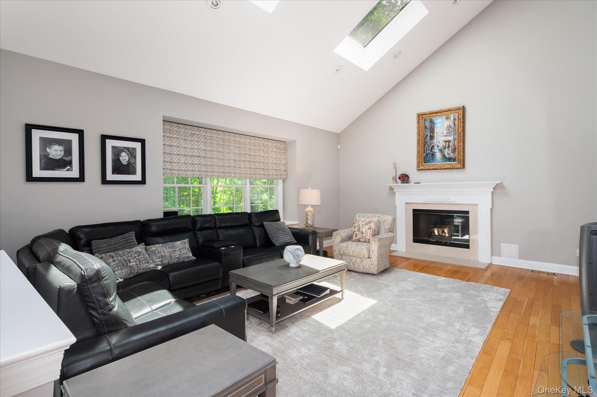 6 Theal Court Property Photo 13