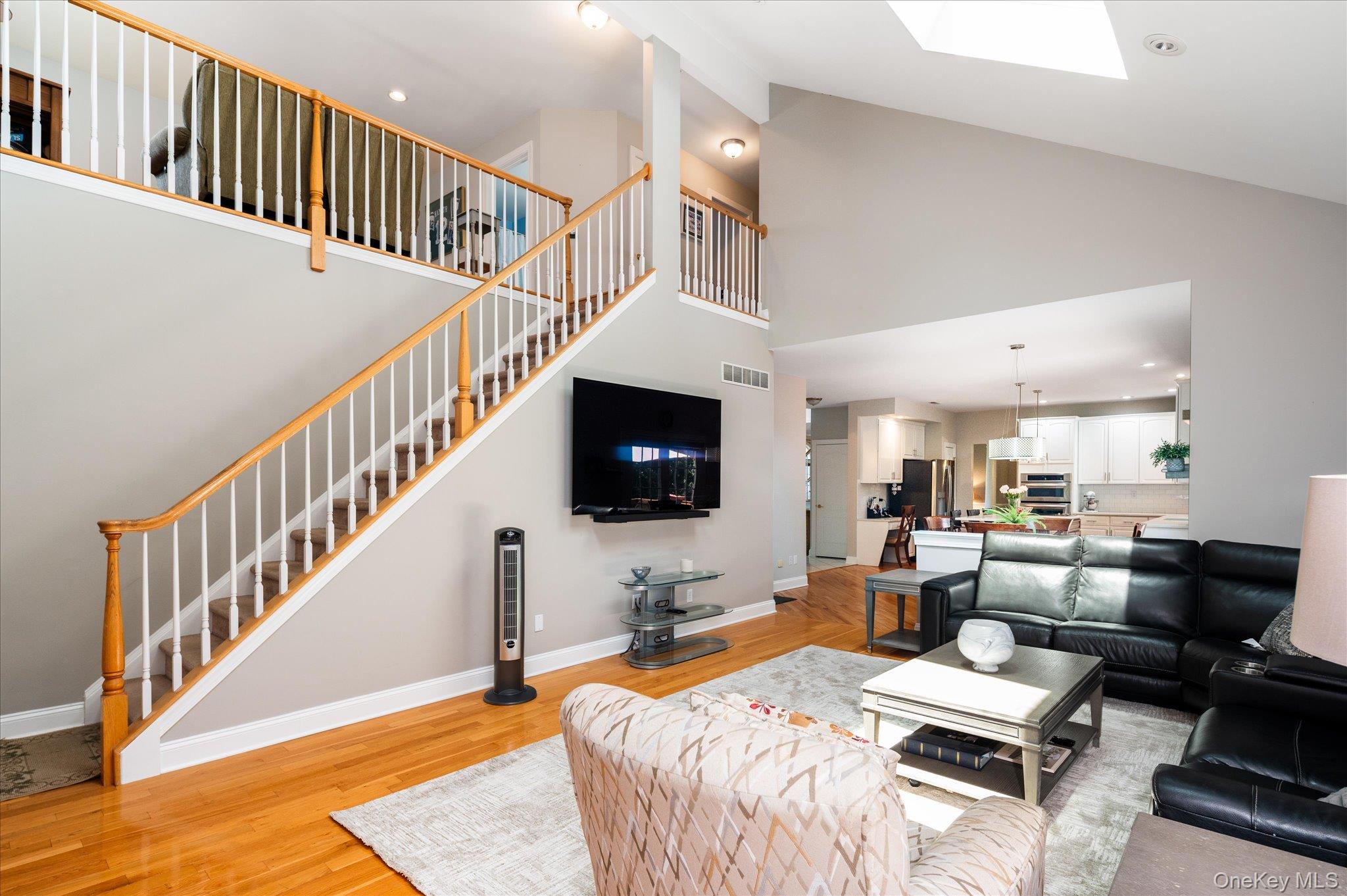 6 Theal Court Property Photo 15