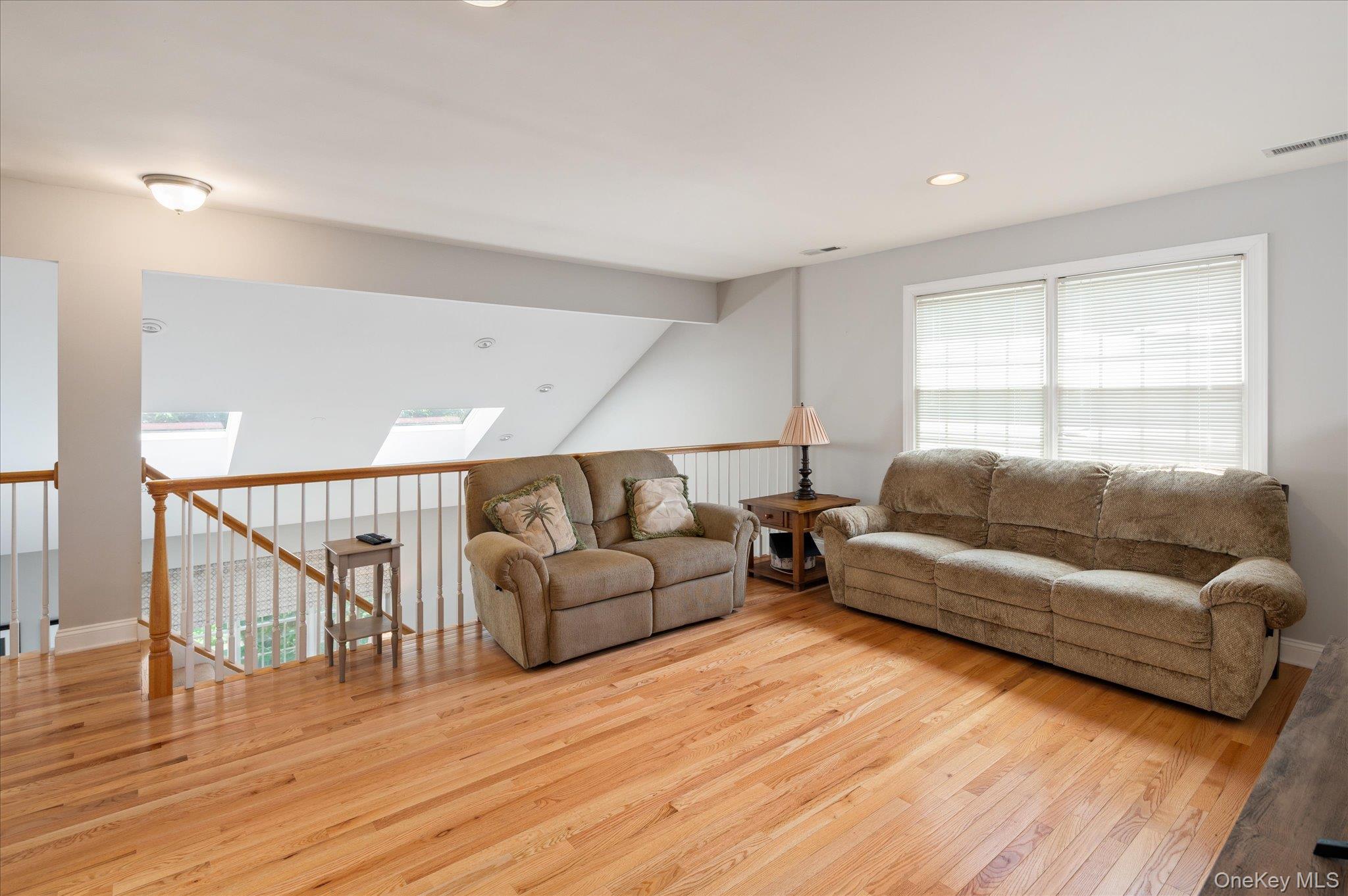 6 Theal Court Property Photo 30