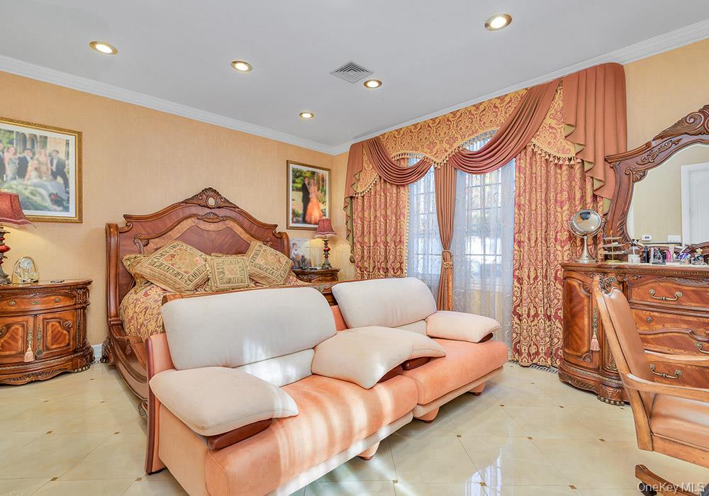 17624 Kildare Road Property Photo 3