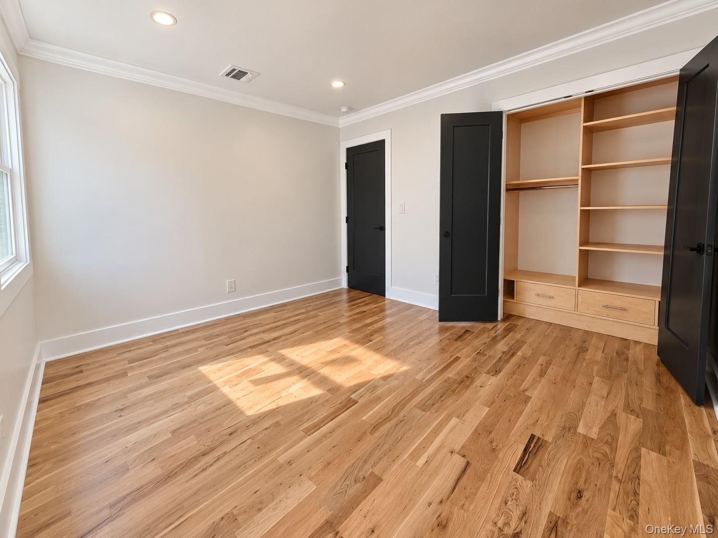 7 Shoreham Drive Property Photo 32