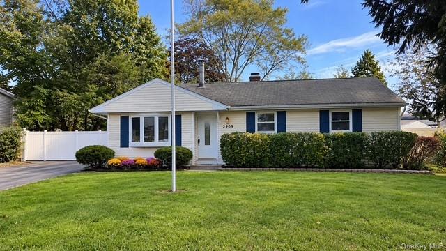 2909 Falcon Avenue Property Photo 1