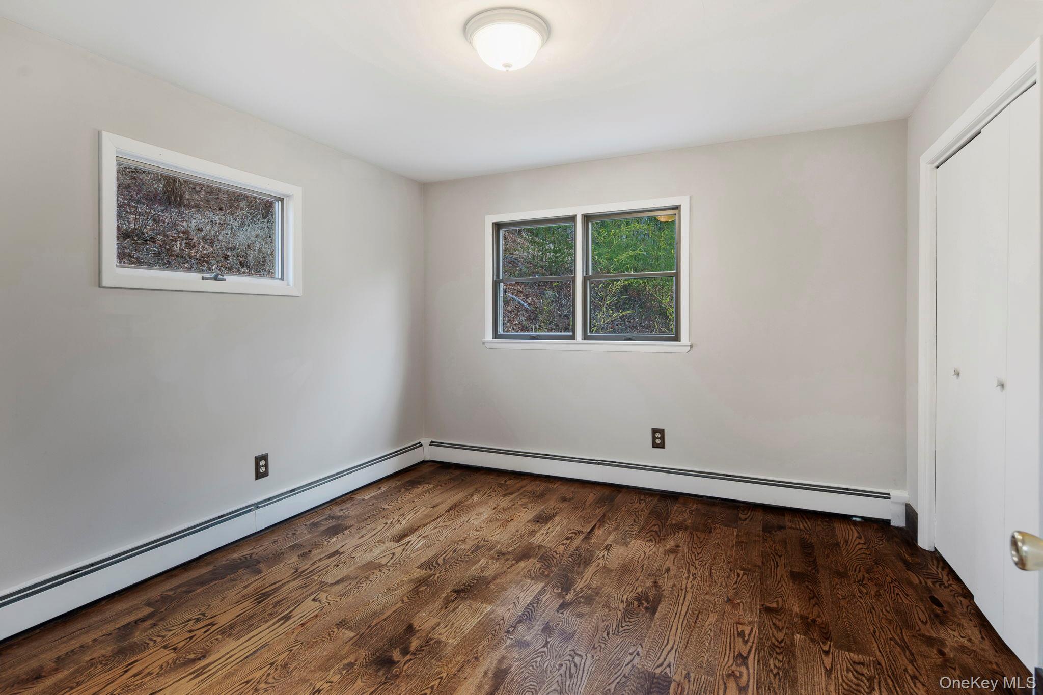 689 S Mountain Road Cottage Property Photo 14