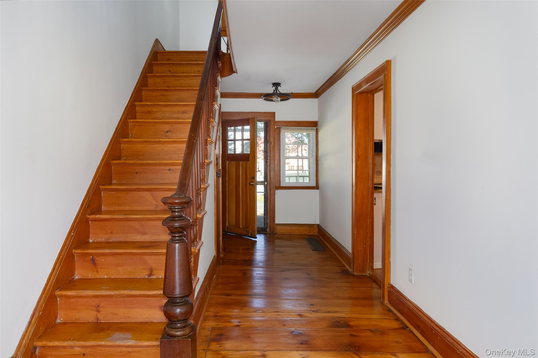 195 Drake Road Property Photo 8