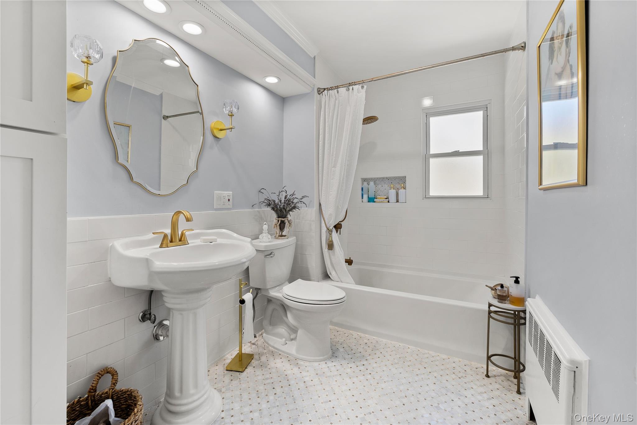 3 Lewis Circle Property Photo 5