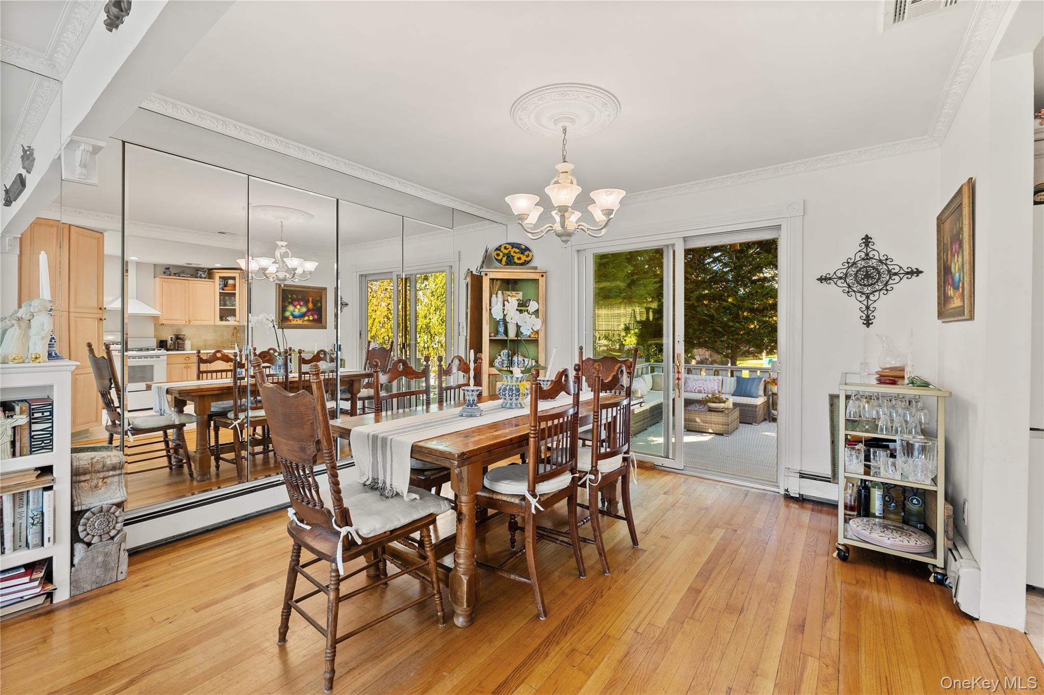 3 Lewis Circle Property Photo 6