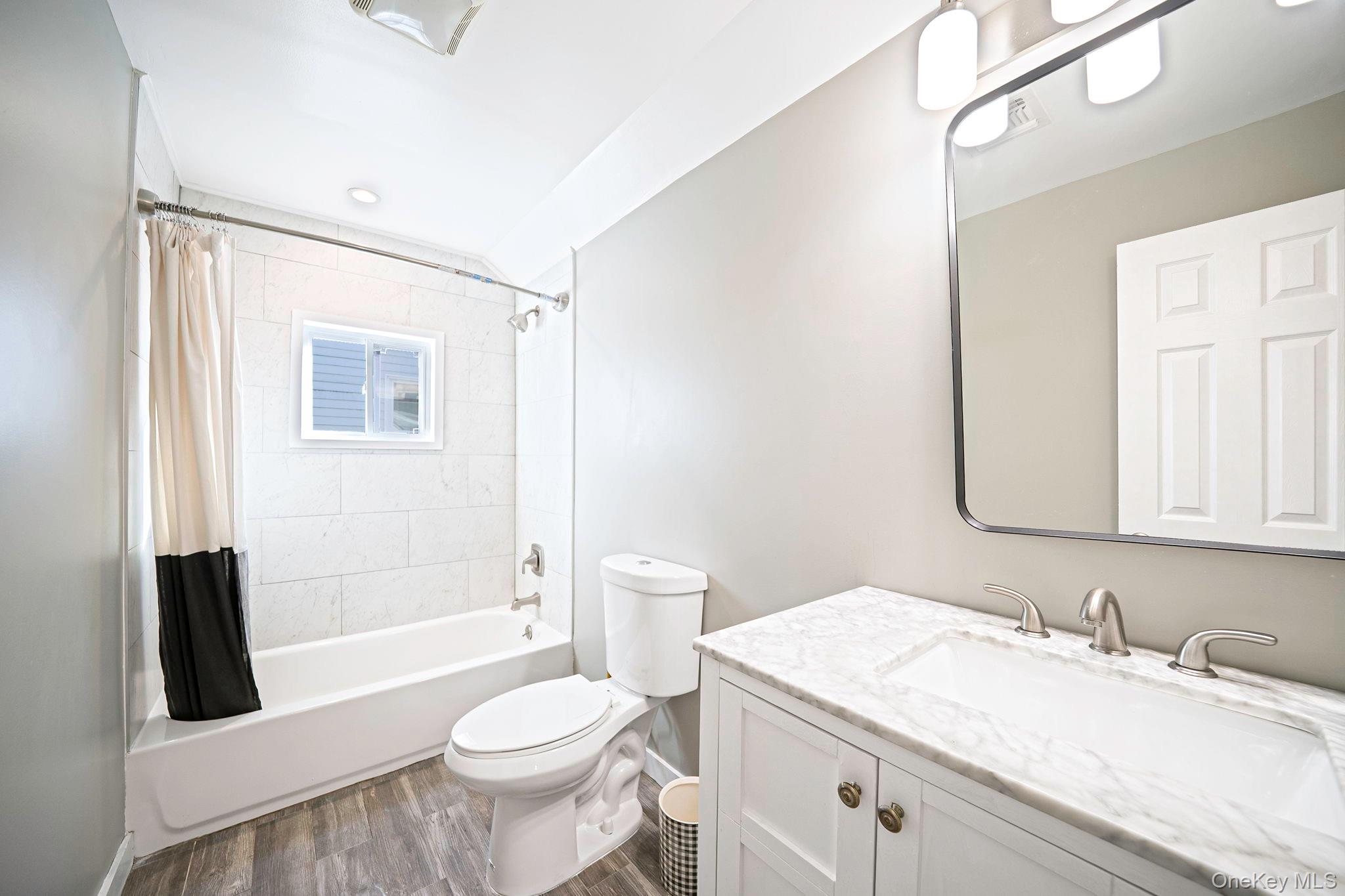 354 Seaford Avenue Property Photo 23