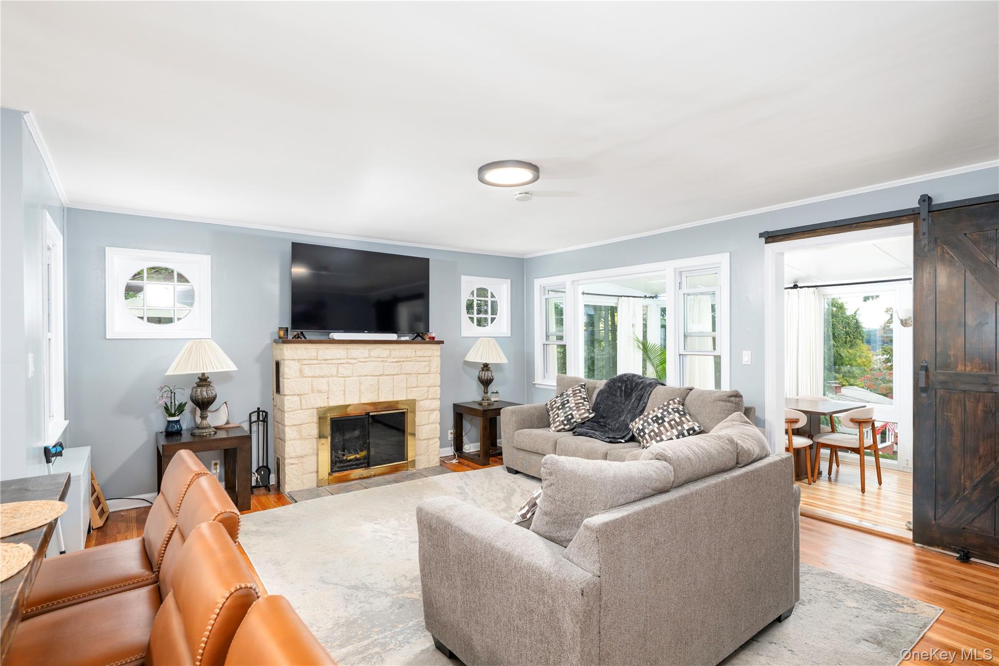 718 Hill Drive Property Photo 4
