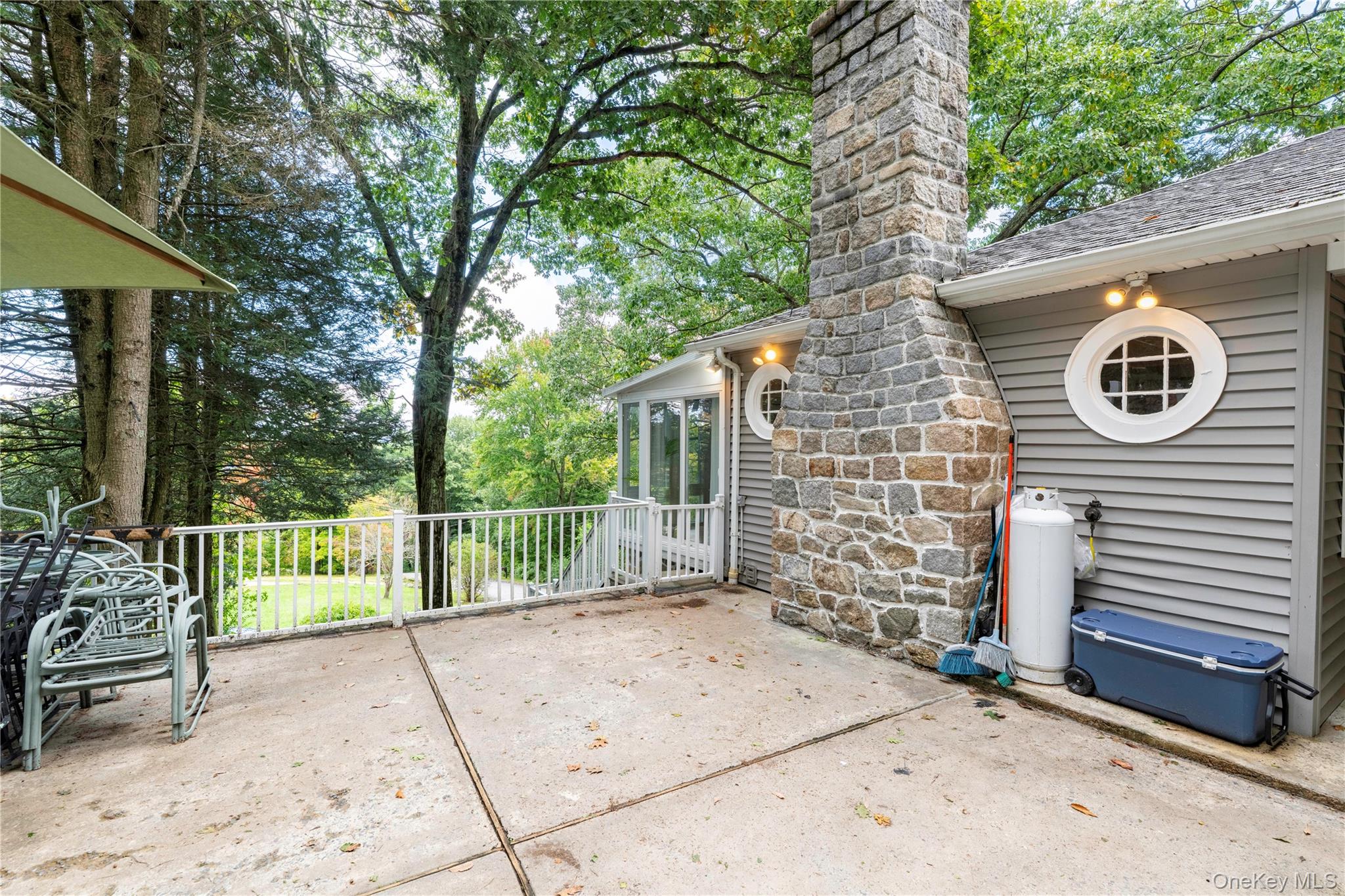 718 Hill Drive Property Photo 17