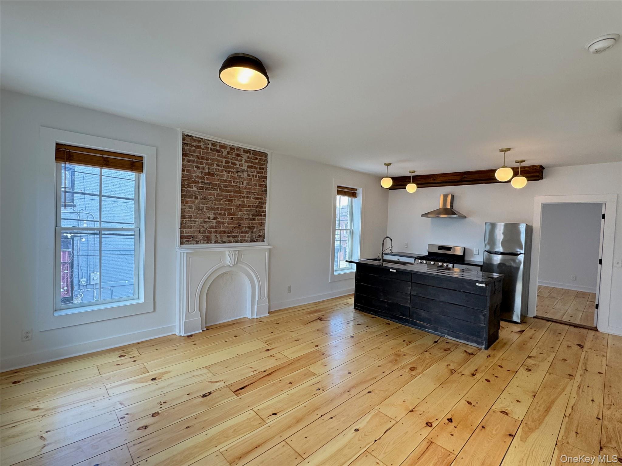 47 Lander Street Property Photo 10