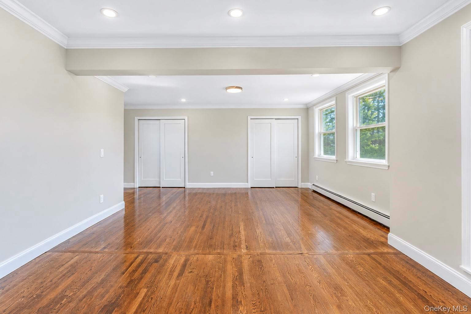 1871 Relyea Drive Property Photo 8