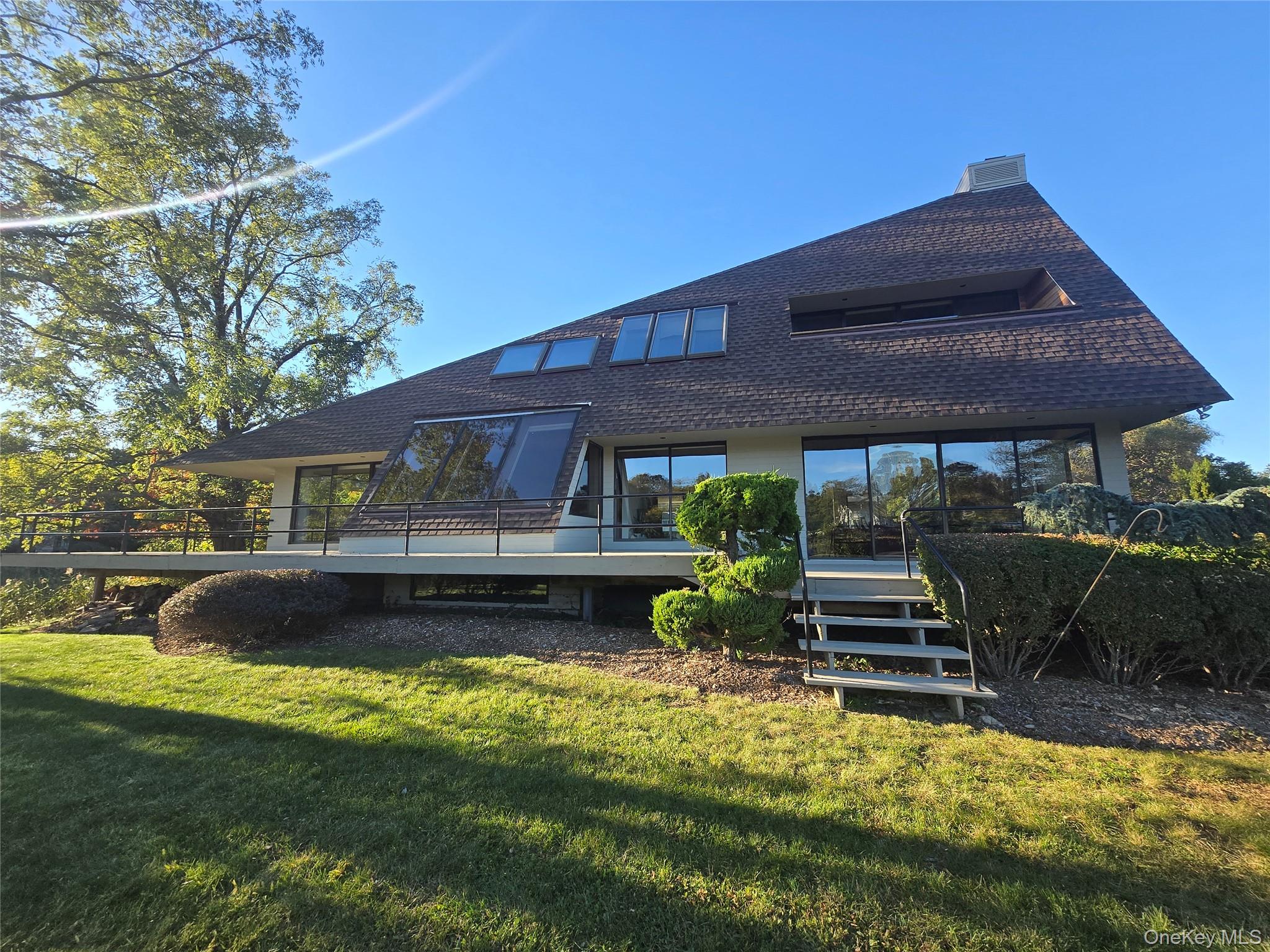 5 Kew Court Property Photo 2
