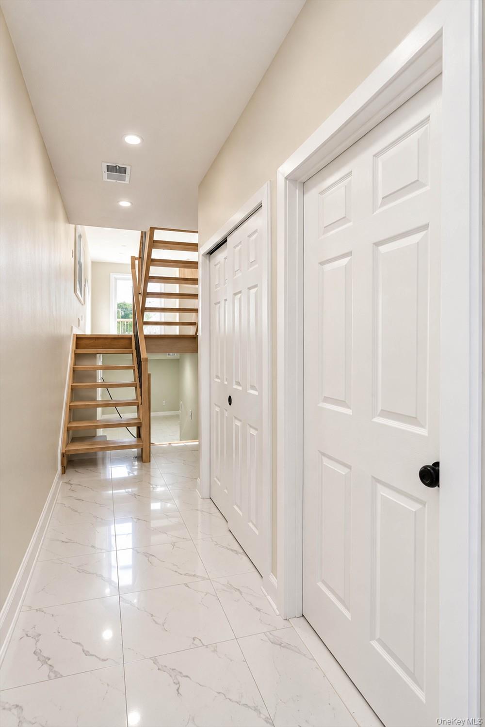6 Amador Street Property Photo 19