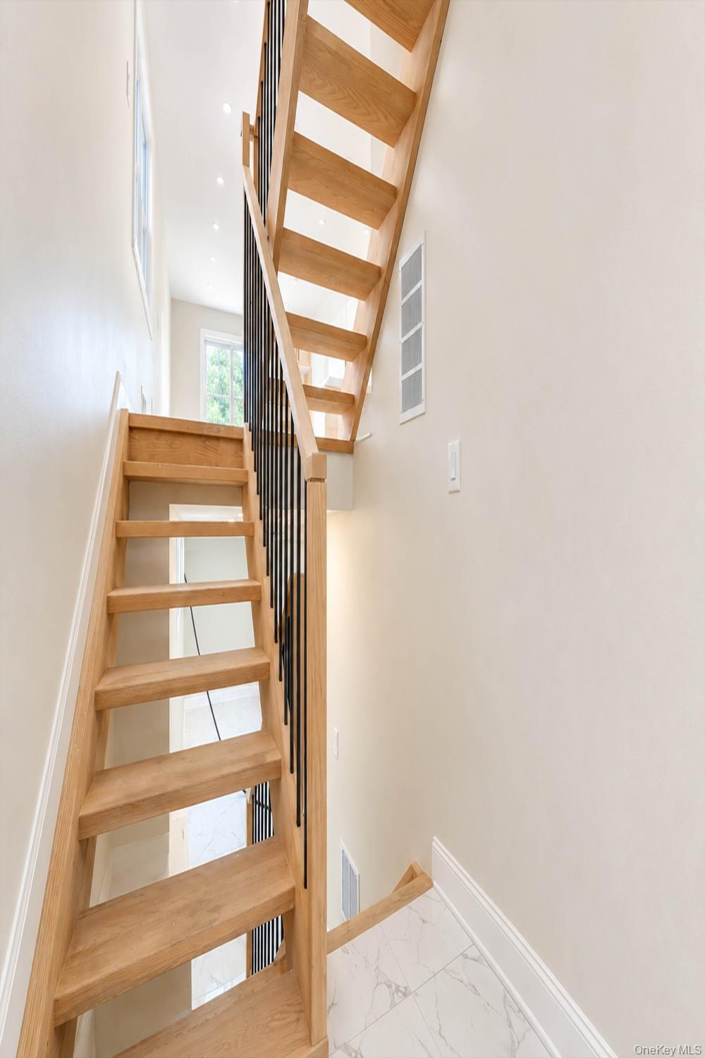 6 Amador Street Property Photo 21