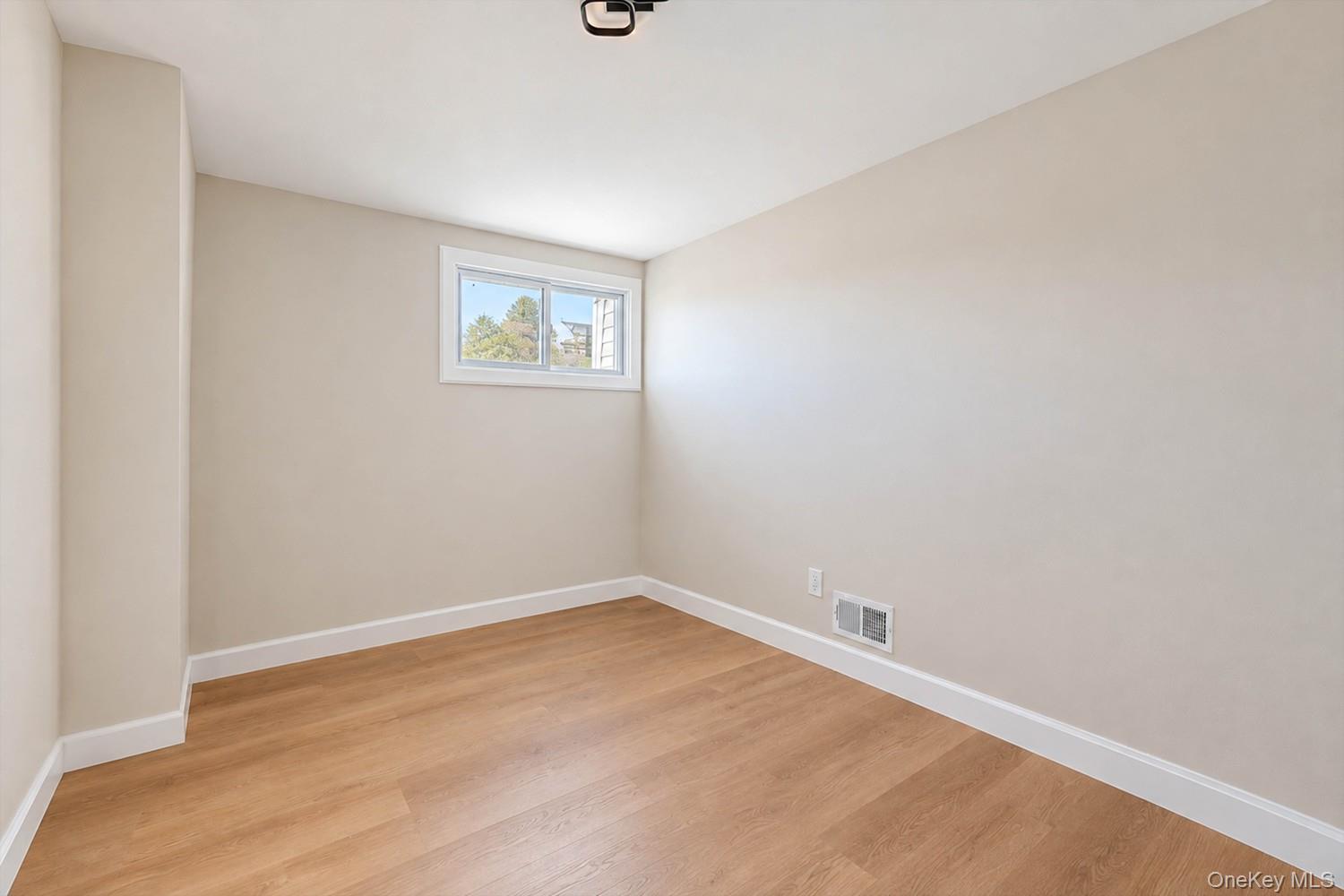 6 Amador Street Property Photo 29