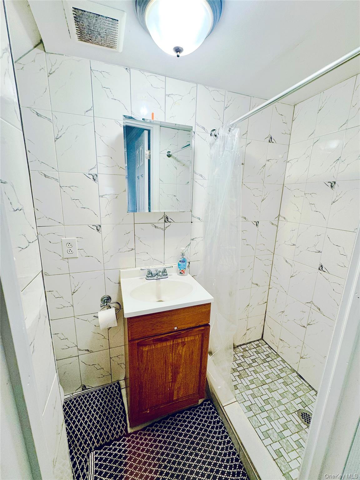 90-02 202nd Street Property Photo 17