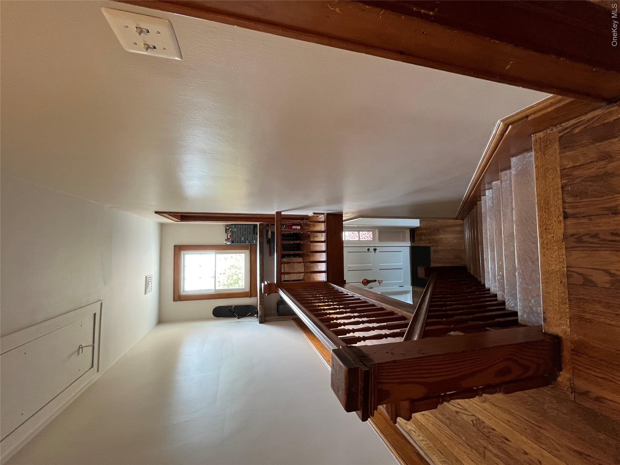 10 Vine Street Property Photo 9