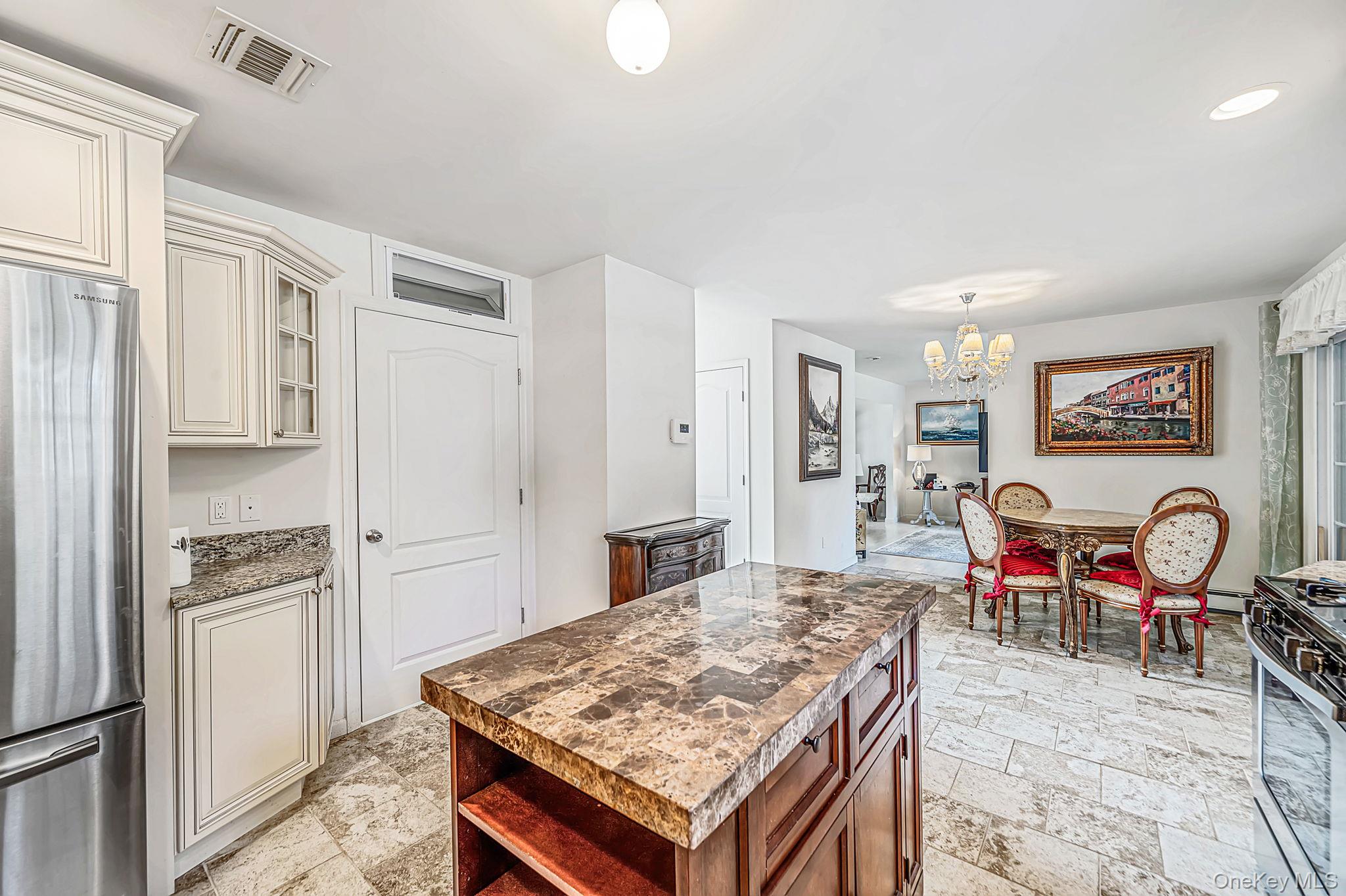 13 Glenmore Avenue Property Photo 6