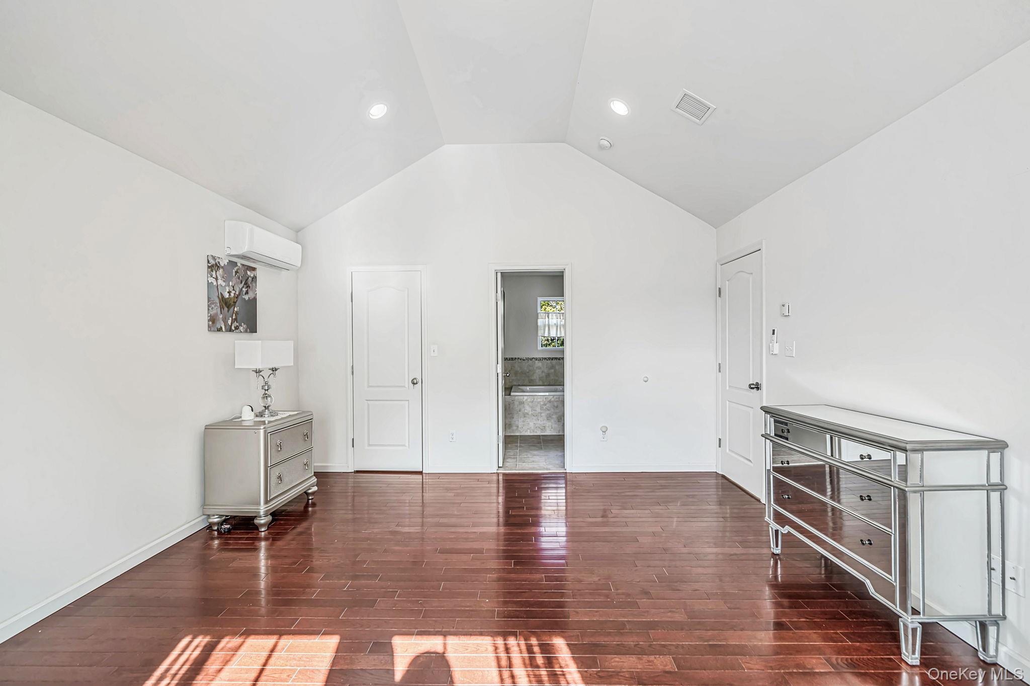 13 Glenmore Avenue Property Photo 19