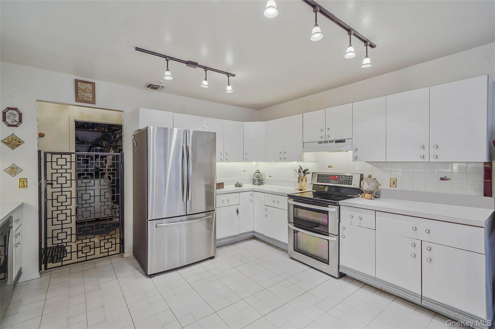 271 Bread And Cheese Hollow Road Property Photo 10