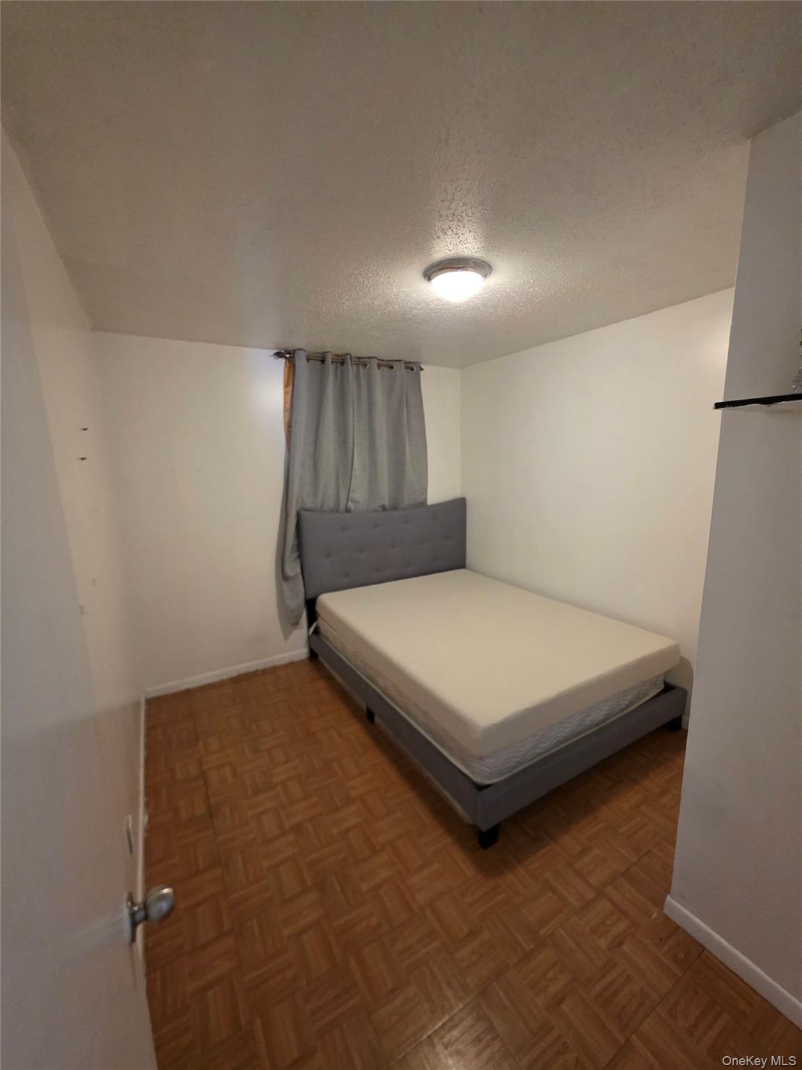 1186 Vyse Avenue Property Photo 18